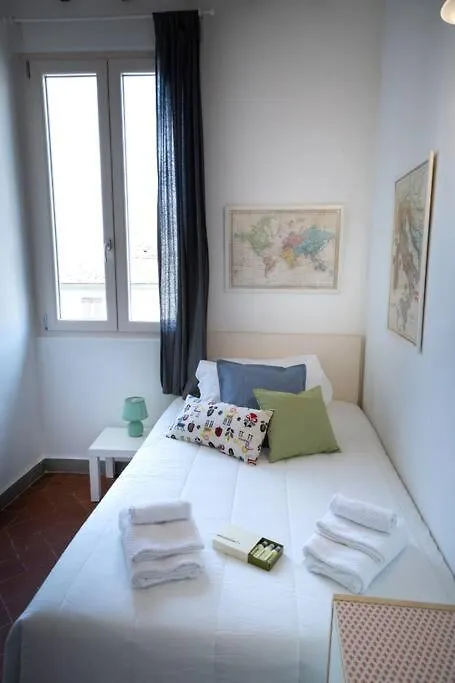 Apartamento La Stanza Da Vinci Nel Centro Di Firenze 0*, Florencia Italia